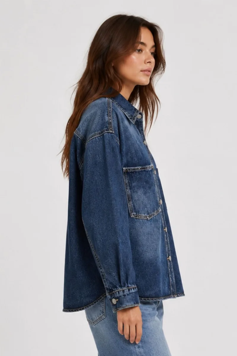 Oversize džínsová košeľa